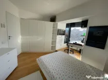 Unirii in Y-uri, 2 camere, decom., etaj 1