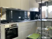 Unirii in Y-uri, 2 camere, decom., etaj 1 