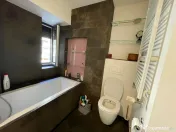 Unirii in Y-uri, 2 camere, decom., etaj 1 