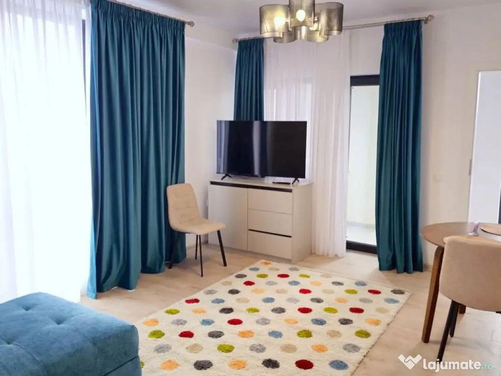 Apartament cu o camera, bloc nou - Prima inchiriere