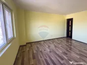 Casă / Vilă cu 8 camere de vânzare în zonă centrală... 