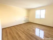 Casă / Vilă cu 8 camere de vânzare în zonă centrală... 