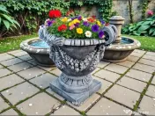 Vază mare cu picior, gri patinat, model V2. 