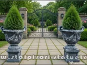 Vază mare cu picior, gri patinat, model V2. 