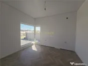 Casa individuala- 4 camere- 371mp teren- placa de beton 