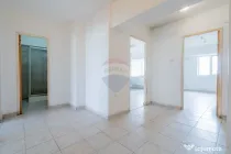 MEGA MALL Apartament 3 Camere Decomandat - 72mp Utili, 2 ...