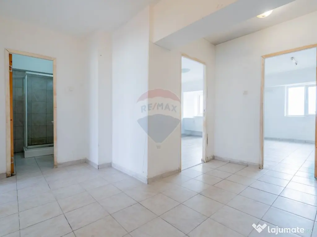 VANZARE 3 CAMERE DECOMANDAT cu VEDERE PANORAMICĂ LAC | E...