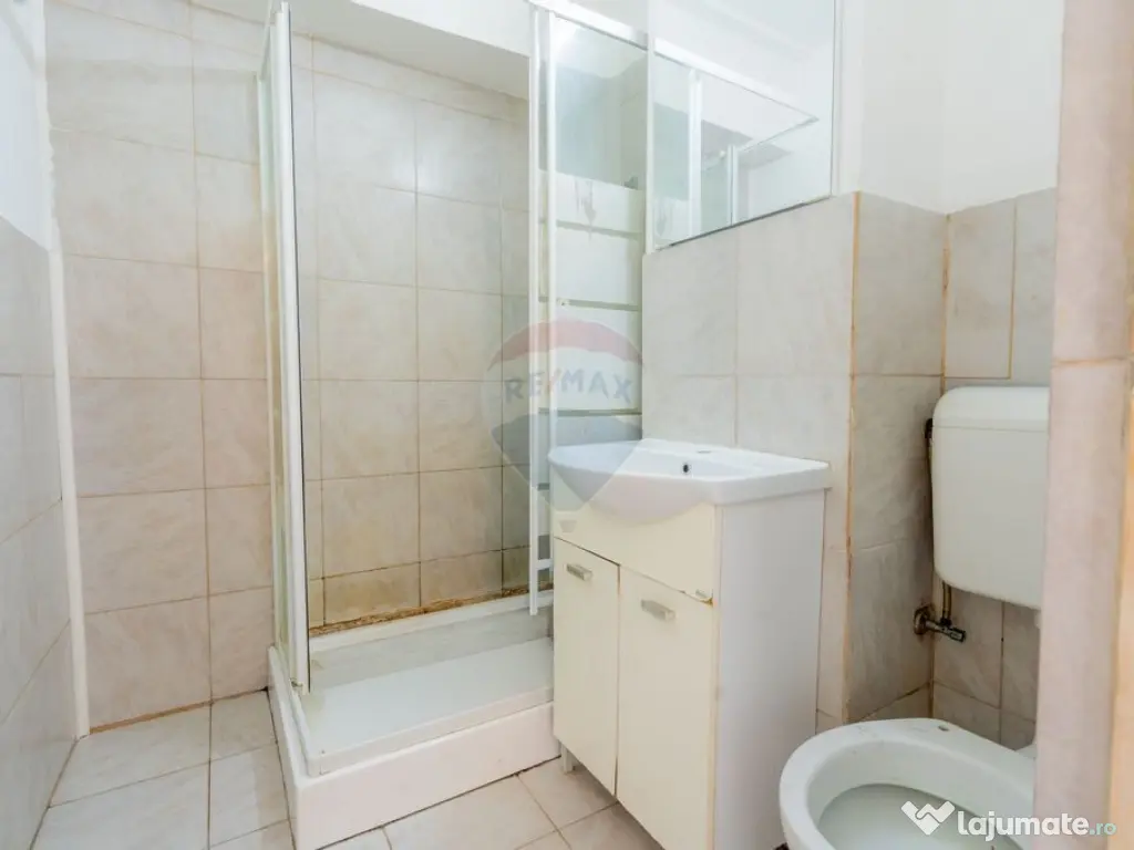 VANZARE 3 CAMERE DECOMANDAT cu VEDERE PANORAMICĂ LAC | E...