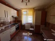 Chirie apartament 4 camere 88 mp mobilat și utilat - Centru