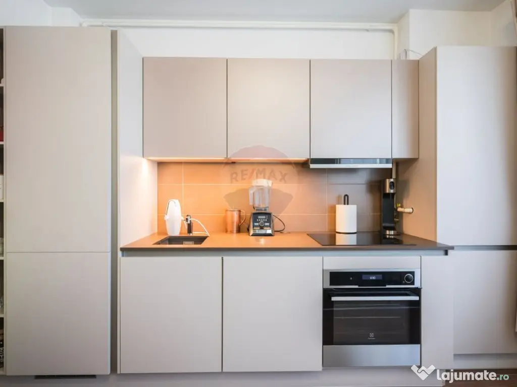 Apartament 3 camere tip duplex cu parcare si boxa la Maur...