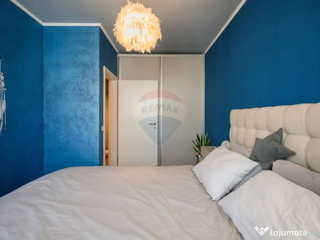 Apartament 3 camere tip duplex cu parcare si boxa la Maur...