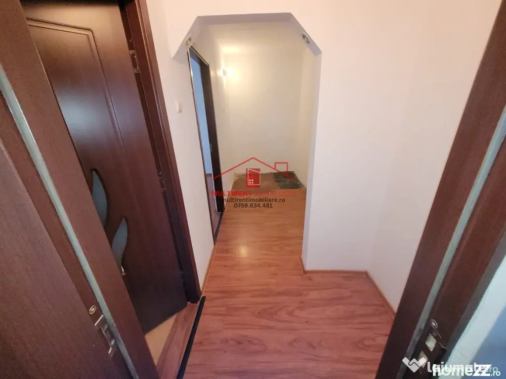 Apartament 3 camere cu centrala pe gaz !