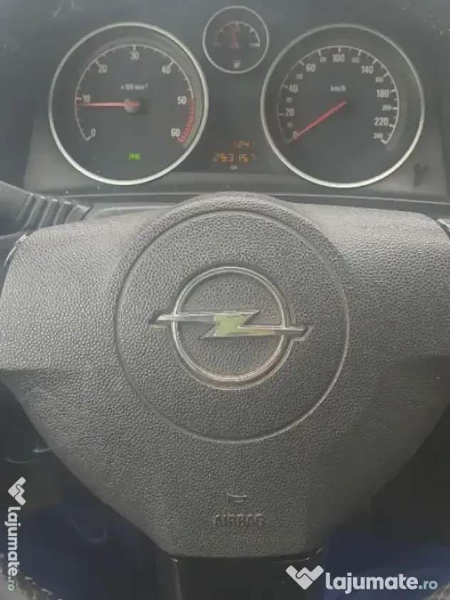Opel zafira autoturism