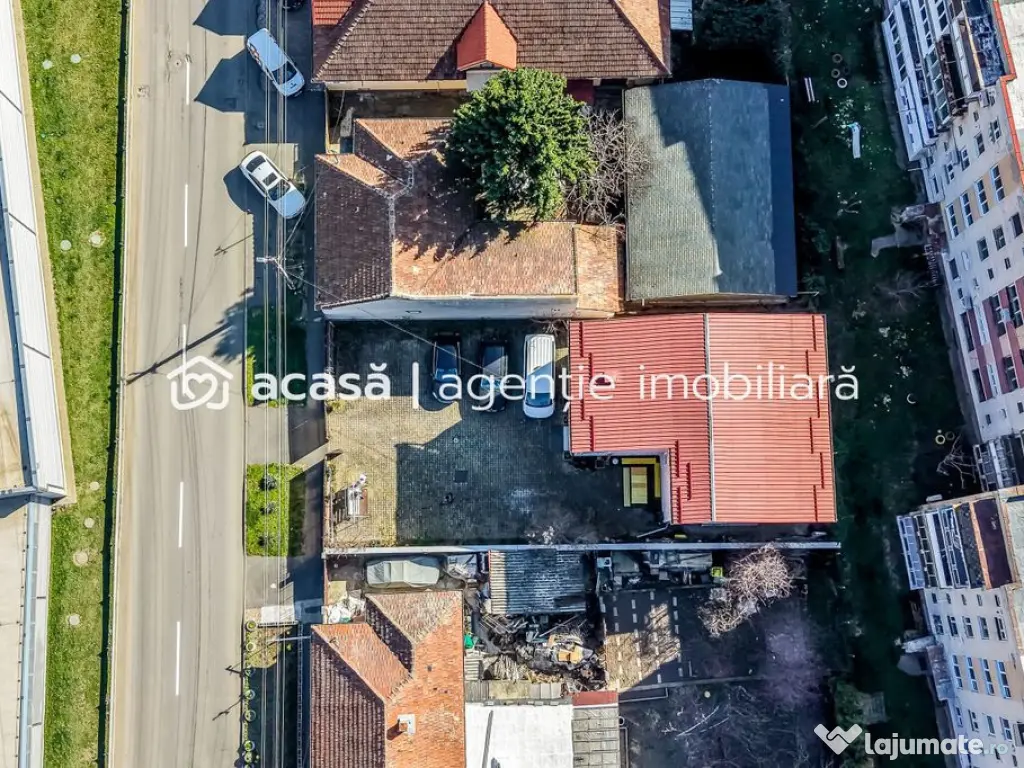 Casă spațioasă în mijlocul orasului, Str. Constantin ...