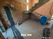 Dobrovăț - Casă la Roșu P+1+Pod 129 mp Utili 1000 mp Ter 