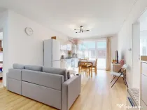 Apartament cu 3 camere de închiriat în zona Avantgarden