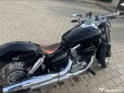Motocicleta Honda vt750