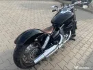 Motocicleta Honda vt750