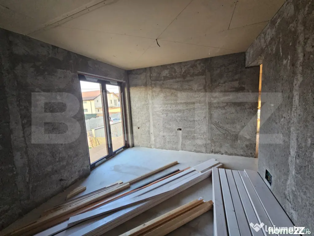 Casa la rosu, P+M, 120 mpu, teren 800 mp, zona Simnicu de su - Simnicu De Sus (Dolj)