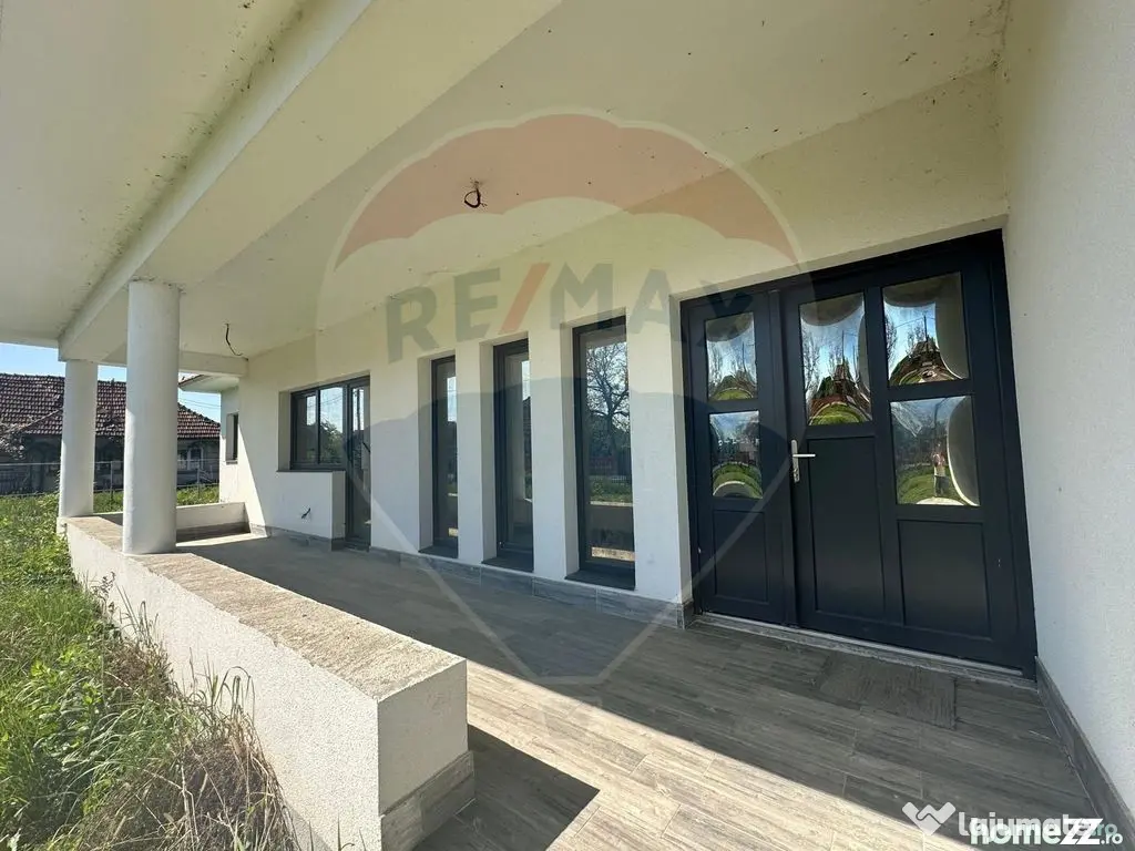 Casă finisata - DE VANZARE in Lapusel