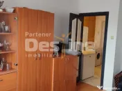 Apartament cu 1 camera ,decomandat , mobilat si renovat rece 