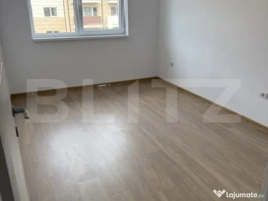 Apartament 2 camere, living cu bucătărie open space, balco