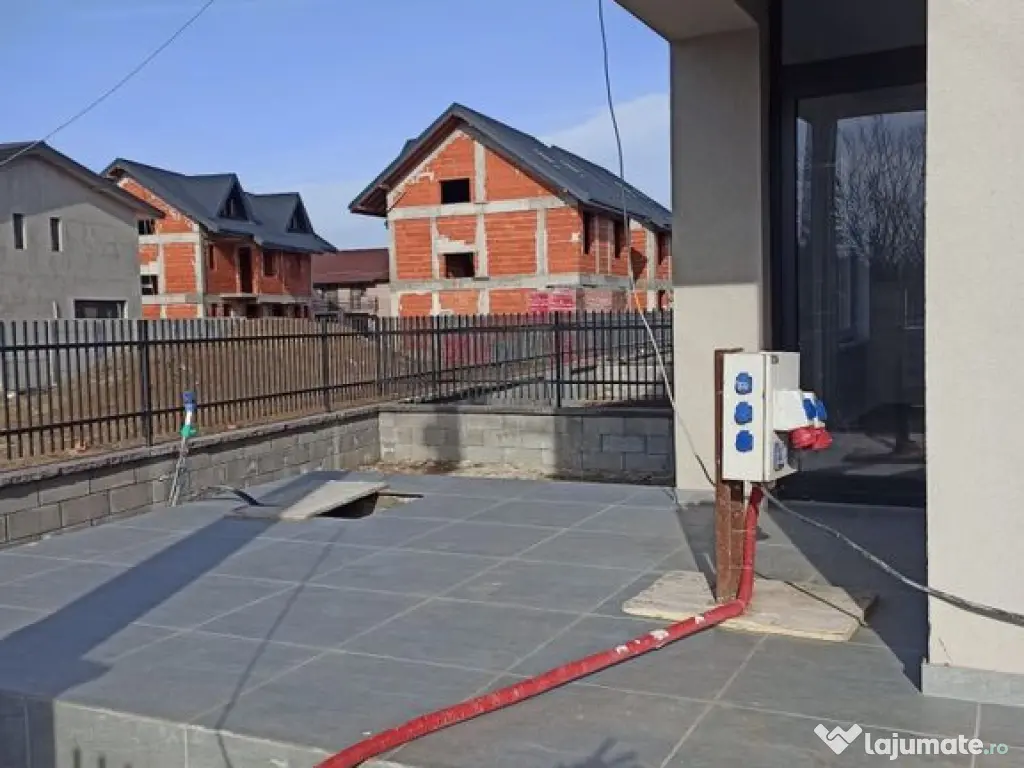 Vila gata in duplex/5cam+2bai+150mp curte libera/comBerce...