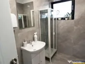 Spatiu comercial, 100 mp, 3 cai de acces, curent trifazic,Tr 