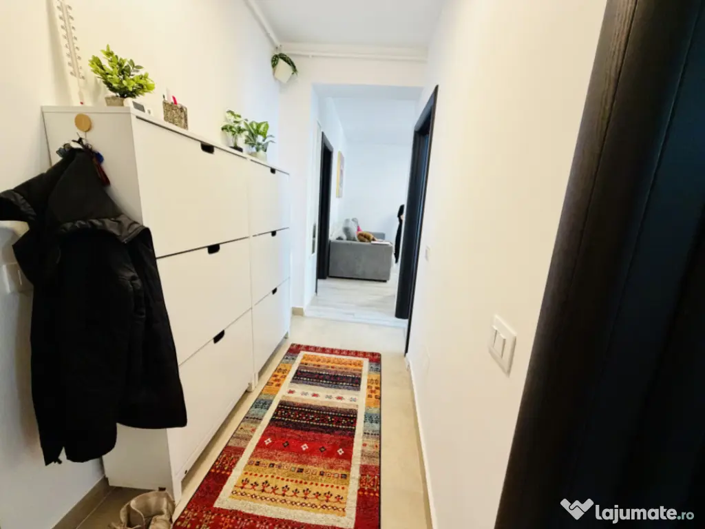 Super apartament 3 camere utilat și mobilat complet zona li