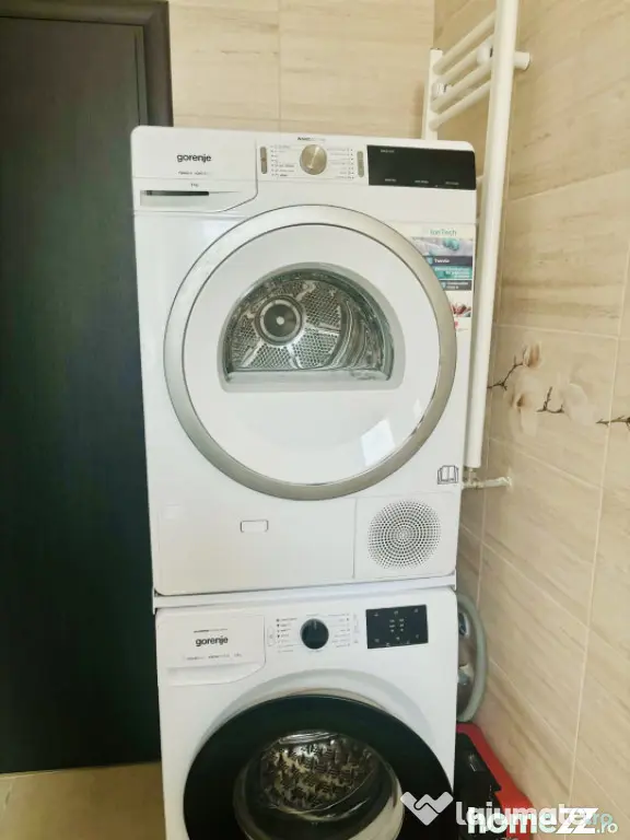 Super apartament 3 camere utilat și mobilat complet zona li