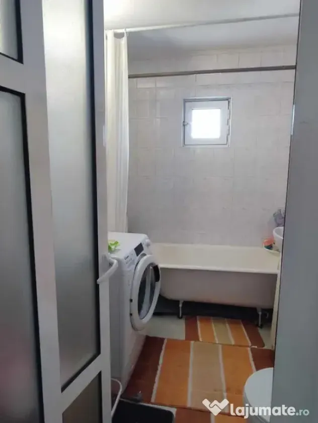 Apartament Cu 2 Camere Decomandate Zona Burdujeni - Spital Bethesda