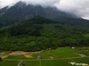 In cartea de povesti a Pietrei Craiului, ansamblu turistic i 