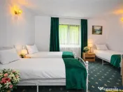 In cartea de povesti a Pietrei Craiului, ansamblu turistic i 