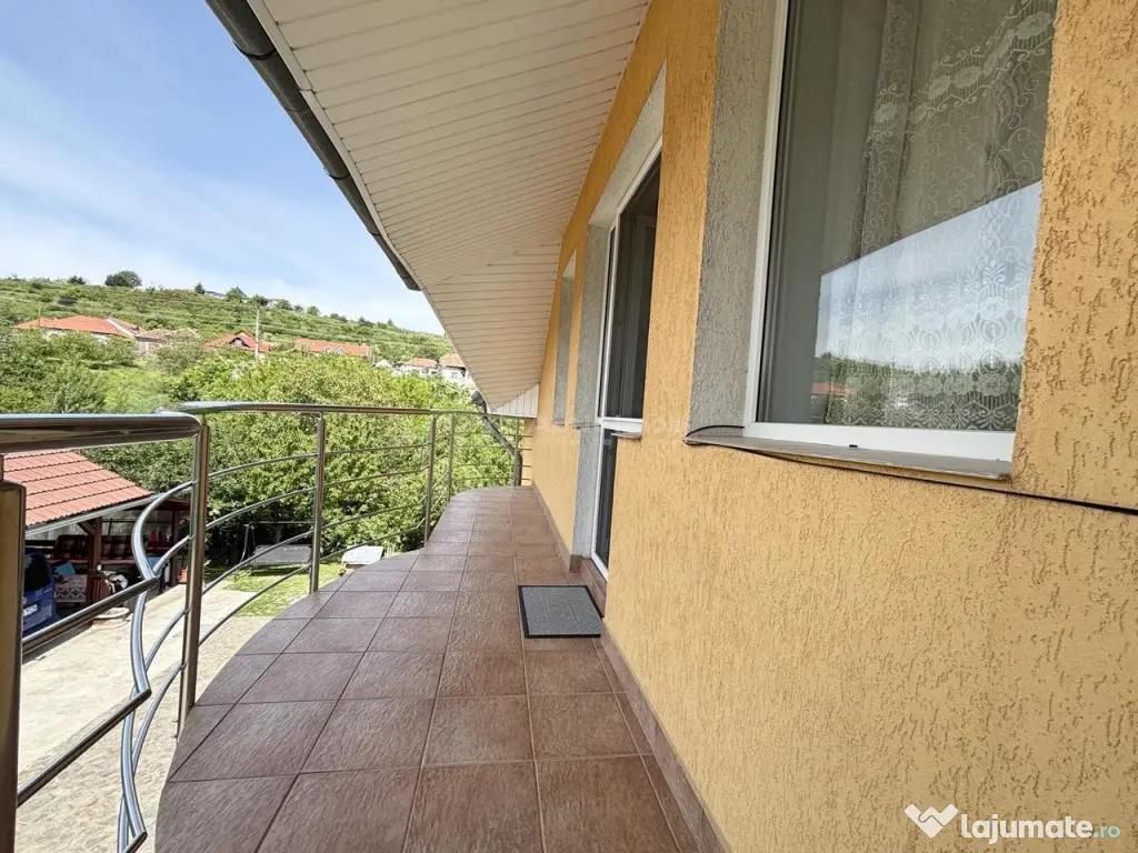 Casa - Vila - str. Piatra Craiului