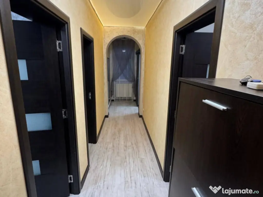 Apartament 3 camere- Parcul Carol-