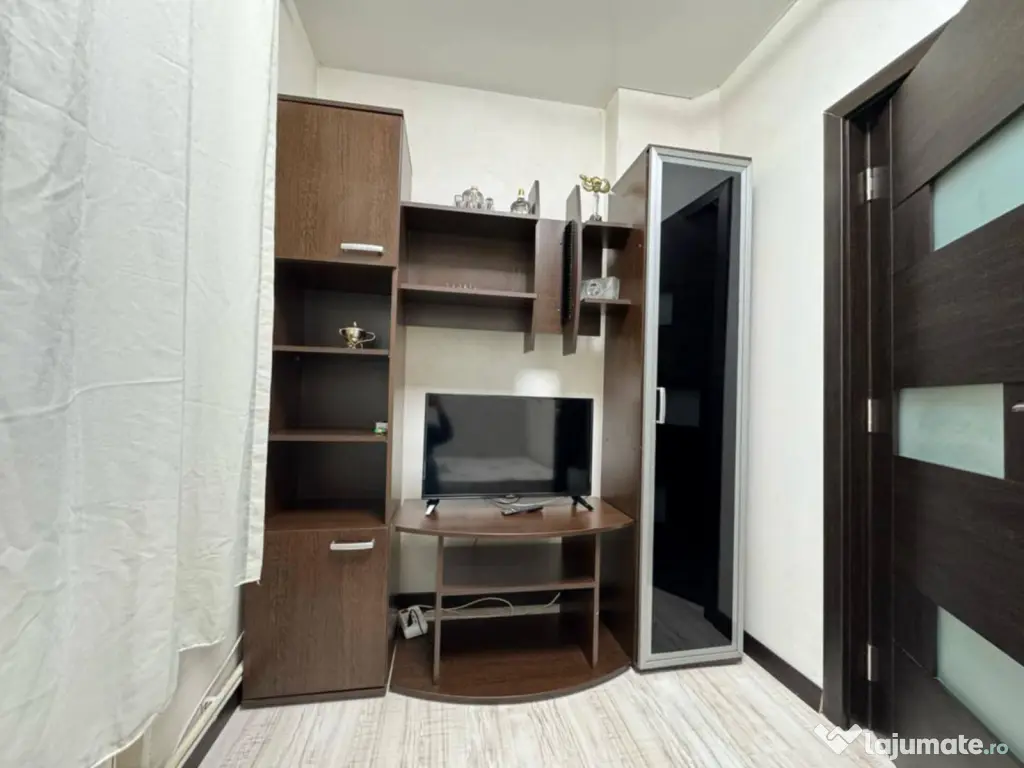 Apartament 3 camere- Parcul Carol-