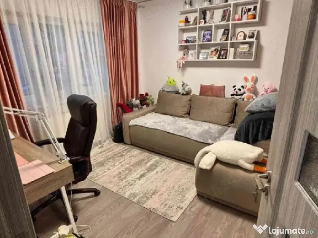 Apartament 3 camere, decomandat - zona Grivitei