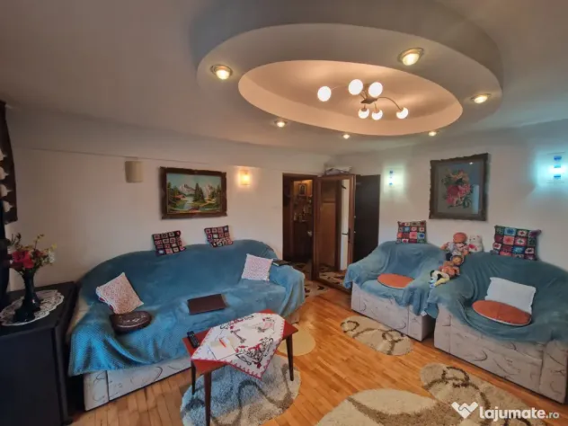 Apartament 3 camere, 62 mp, zona Bogdan Voda