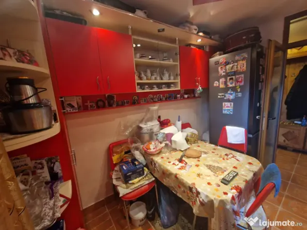Apartament 3 camere, 62 mp, zona Bogdan Voda