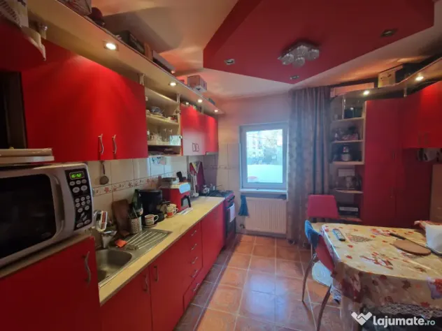 Apartament 3 camere, 62 mp, zona Bogdan Voda