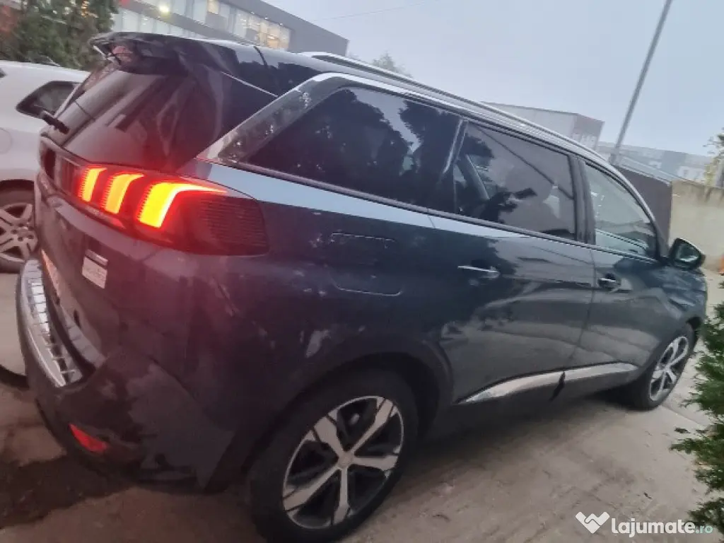 Peugeot 5008 pure tech 130 allure