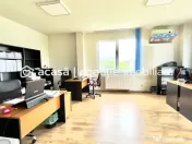 Clădire de birouri cu 12 parcări în incintă privată,... 