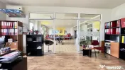 Clădire de birouri cu 12 parcări în incintă privată,... 