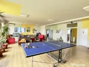 Clădire de birouri cu 12 parcări în incintă privată,... 