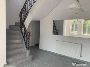 Casa cu destinatie comerciala 335 mp 