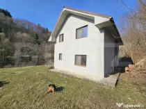 Casa de vacanta-Exclusivitate-Cumparator Comision 0-Sat Fiad