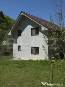 Casa de vacanta-Exclusivitate-Cumparator Comision 0-Sat Fiad