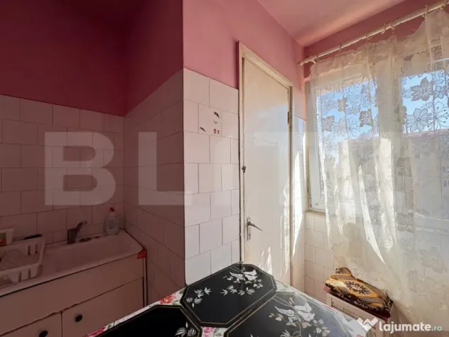 Apartament 2 camere, 50 mp, zona Sagului