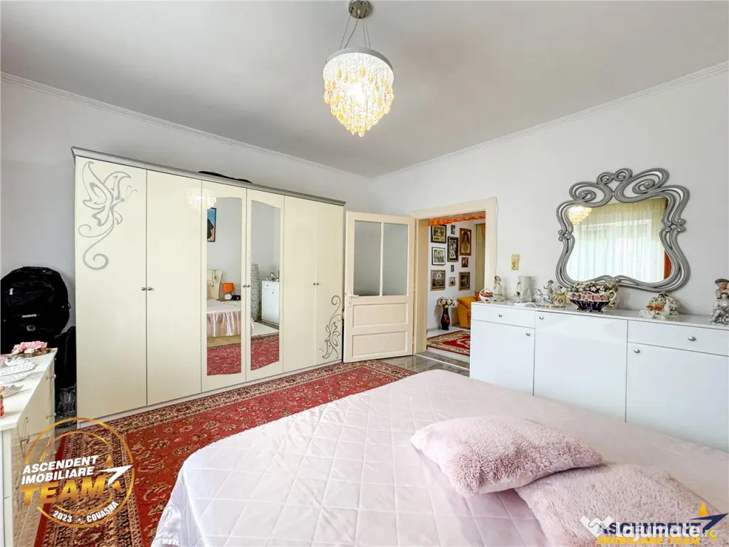 FILM 3D! Intre traditie si modern, un camin cu personalitat