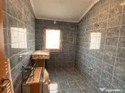 COMISION 0 Apartament 2 camere decomandat zona Eroilor 